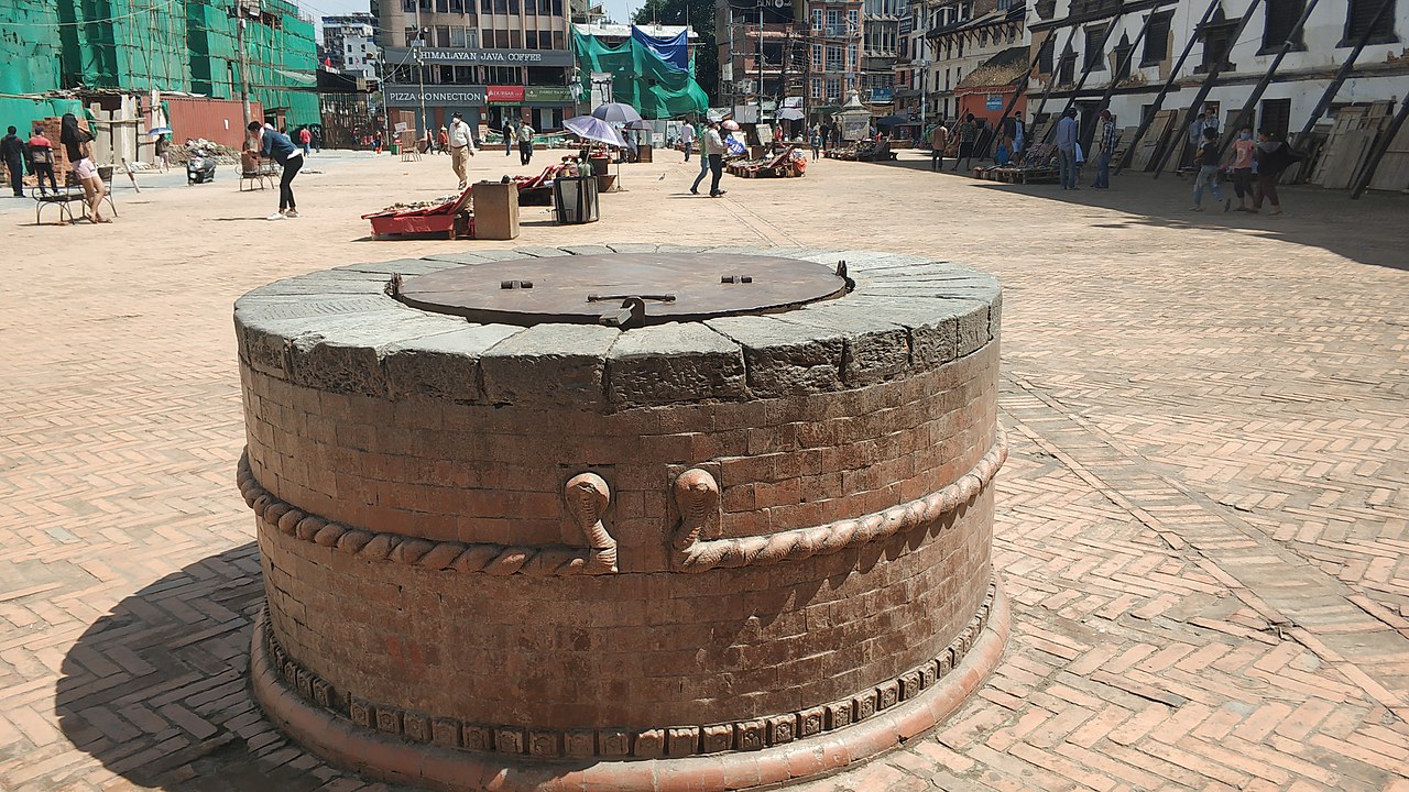 इनार किन गोलो नै हुन्छ ?